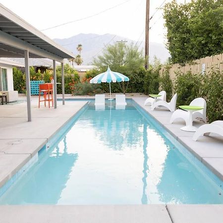 Casa Palmina An Mcm Oasis Villa Palm Springs Exterior photo