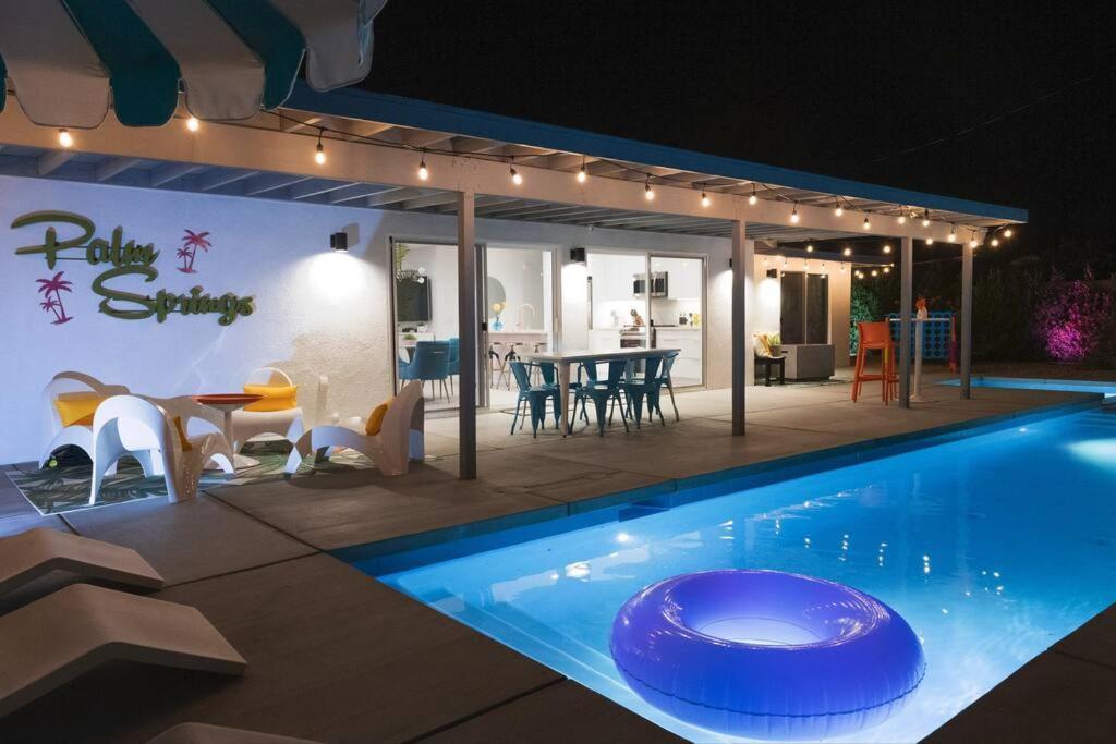 Casa Palmina An Mcm Oasis Villa Palm Springs Exterior photo