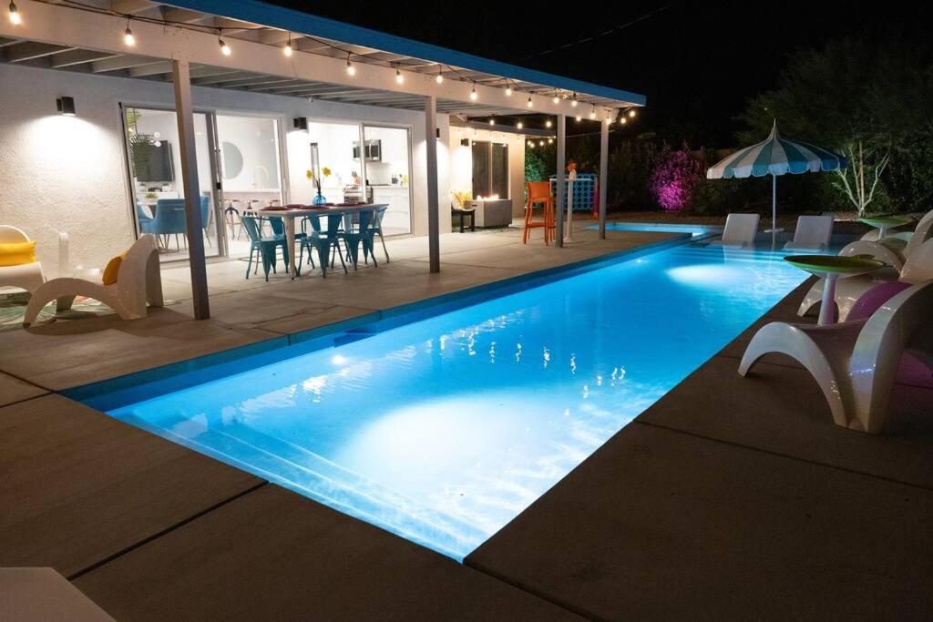 Casa Palmina An Mcm Oasis Villa Palm Springs Exterior photo